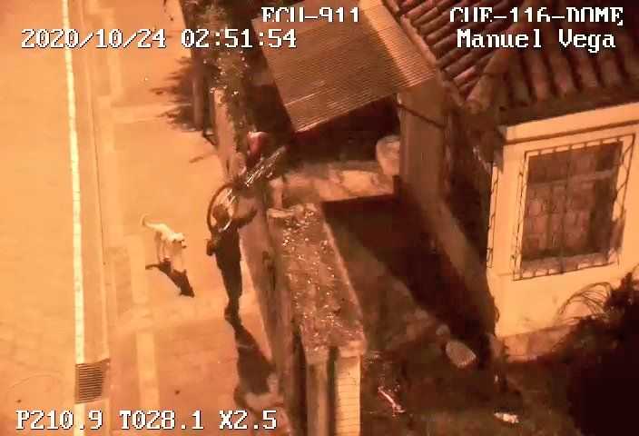 Dos sospechosos de robo fueron capturados en el centro de Cuenca - El ...