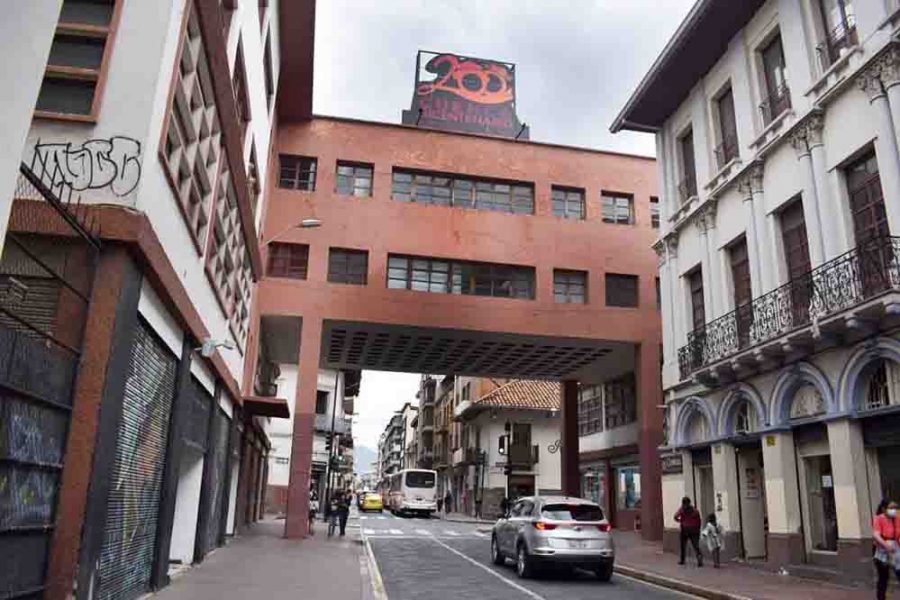 El puente, uno de los espacios emblemáticos de la Casa de la Cultura, Núcleo del Azuay.