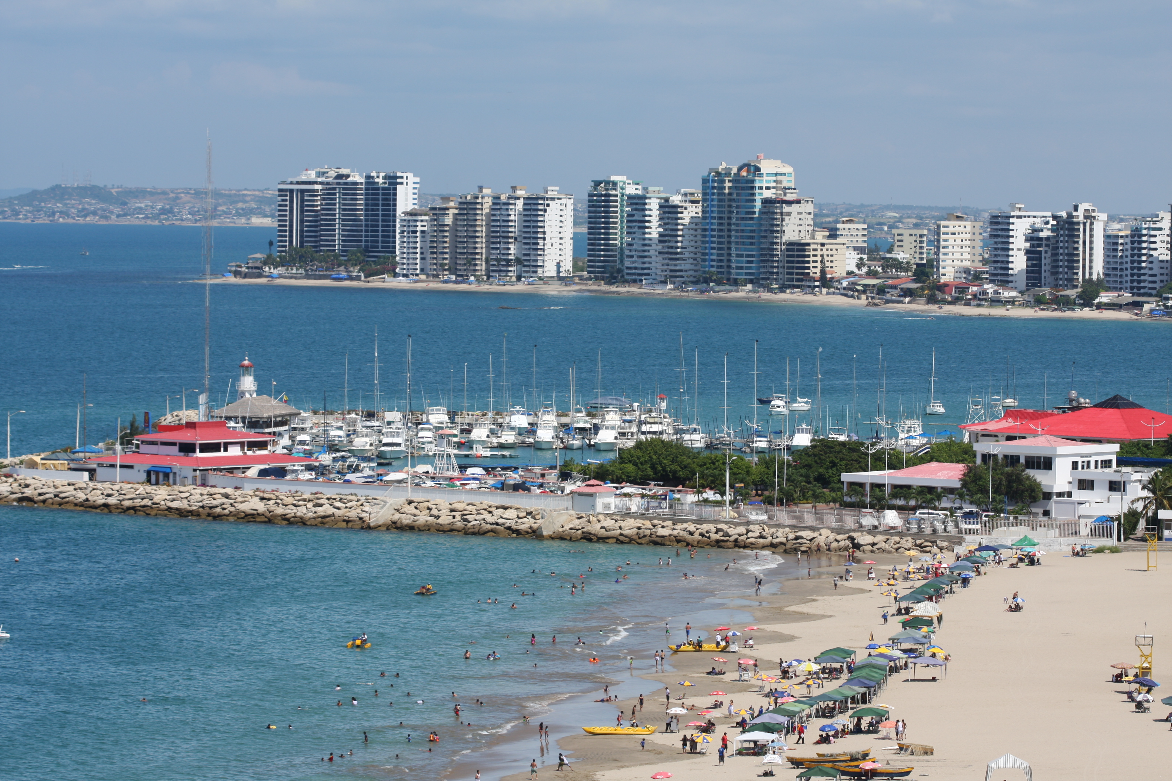 Salinas, turismo en Ecuador.