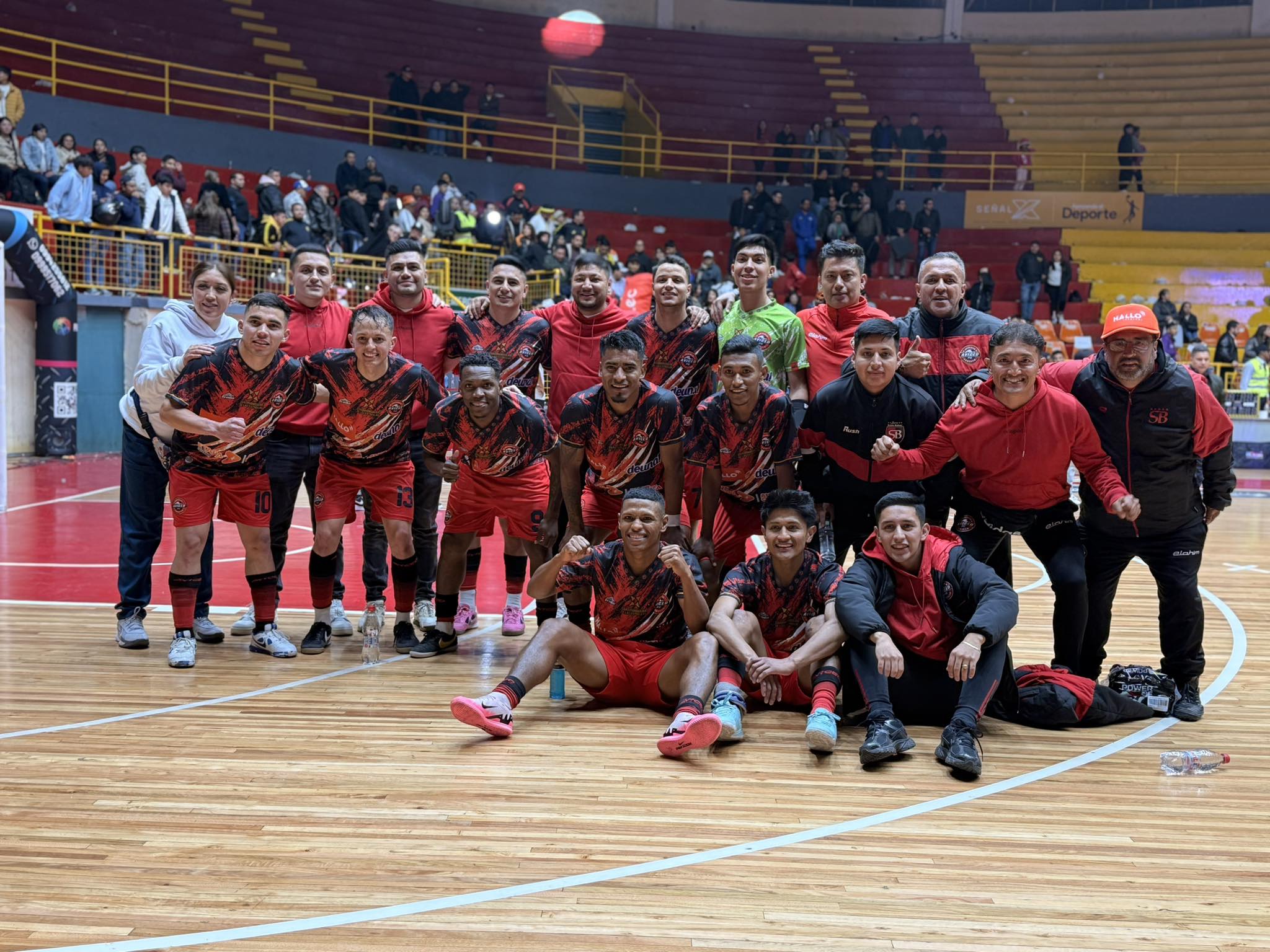 Aviced-COC, campeón del Cuadrangular de las Estrellas.