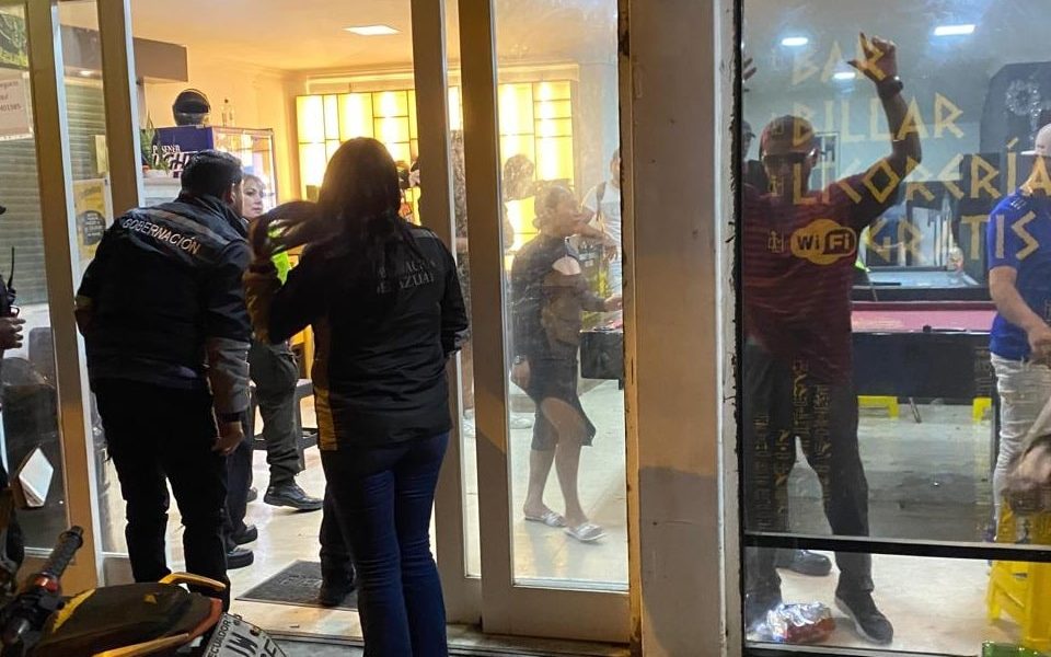 Clausuran un bar en Ricaurte.