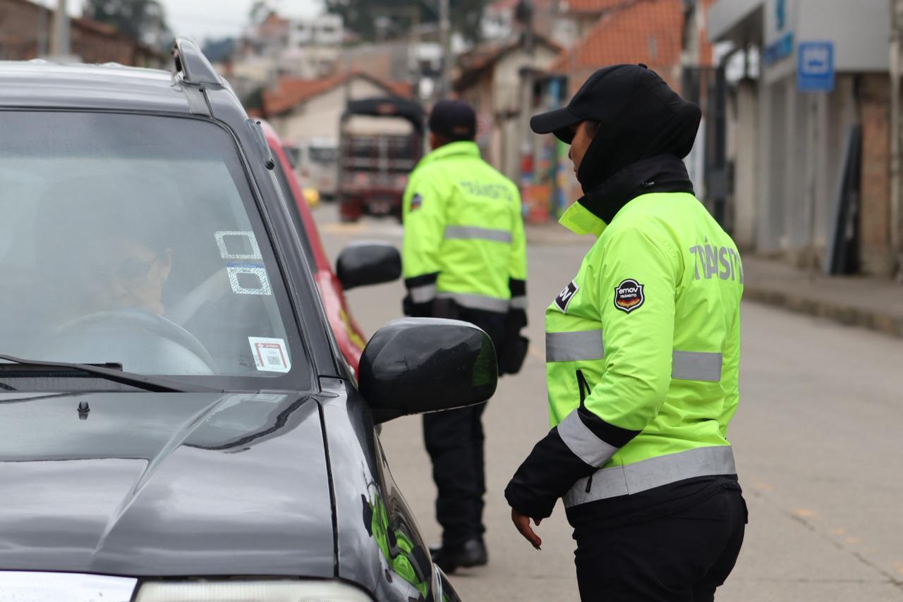 Operativos EMOV